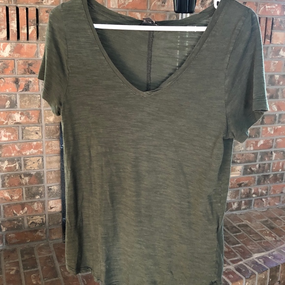 Banana Republic Green T-Shirt - Picture 1 of 4